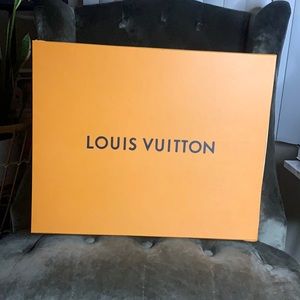 Louis Vuitton storage magnetic box. XL box